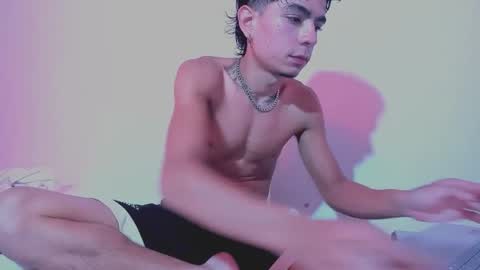 Snapshot of santy_0908 chatting on 7, 2, 2026 santy online show from 7, 2, 2026