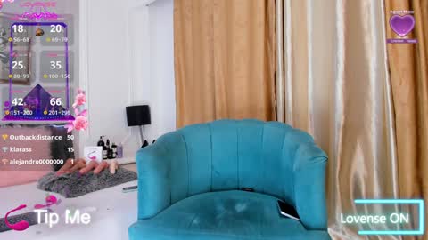 Snapshot of santy_carrington chatting on 8, 2, 2025 Santiago Carrington online show from 8, 2, 2025