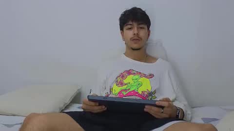 Snapshot of santybig18 chatting on 14, 11, 2025 santybig18 online show from 14, 11, 2025