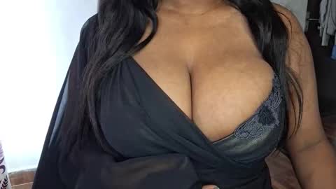 Snapshot of sanvi13 chatting on 16, 1, 2026 sanvi13 online show from 16, 1, 2026