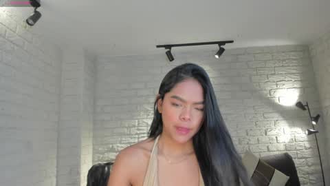 Saphira James online show from 24, 5, 2026
