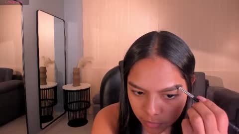 Saphira James online show from 11, 7, 2026