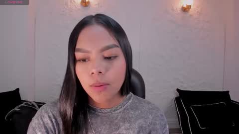 Saphira James online show from 14, 7, 2026