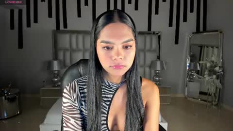 Saphira James online show from 19, 7, 2026