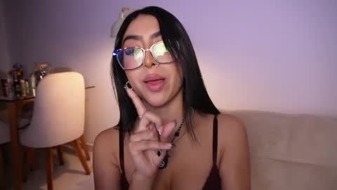 Sara  online show from 9, 4, 2026