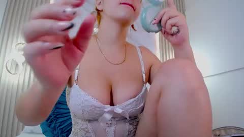 Snapshot of sara_angeelss chatting on 27, 6, 2026 Sara... online show from 27, 6, 2026