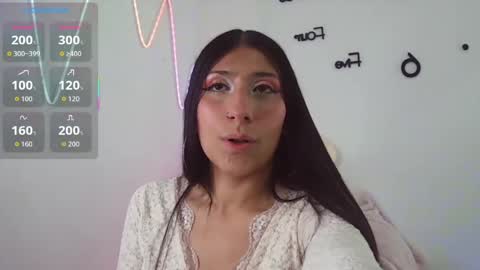 Snapshot of sara_blum_ chatting on 6, 6, 2026 SARA online show from 6, 6, 2026
