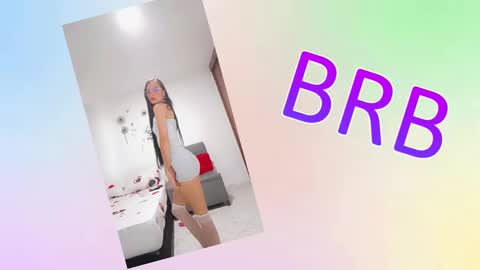 Snapshot of sara_carmona chatting on 18, 10, 2025 SARA online show from 18, 10, 2025