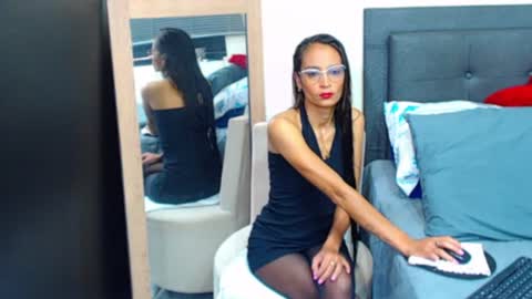 Snapshot of sara_carmona chatting on 24, 6, 2026 SARA online show from 24, 6, 2026