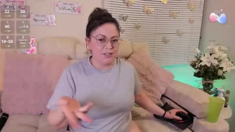 Sara Crowe online show from 11, 1, 2026