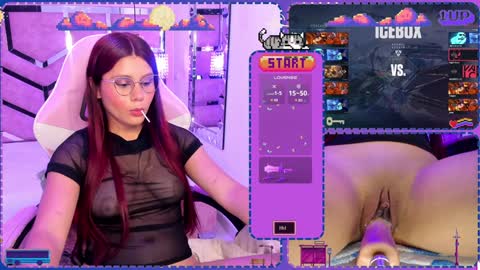 Snapshot of sara_hil chatting on 9, 12, 2024 Sara online show from 9, 12, 2024