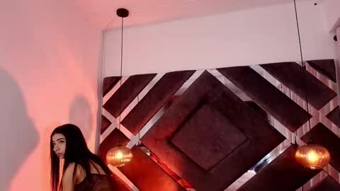 sara_lopee1 online show from 19, 9, 2025