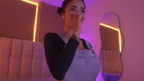 sara_lopee1 online show from 26, 2, 2026