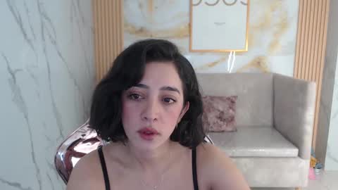 Sara  online show from 6, 10, 2025