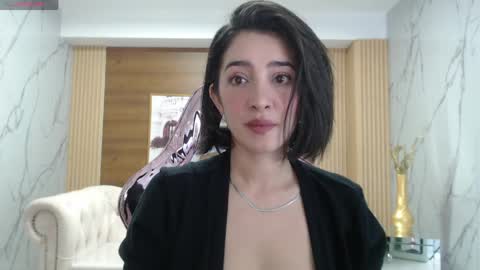 Sara  online show from 10, 4, 2026