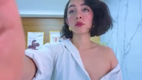 Sara  online show from 30, 6, 2026