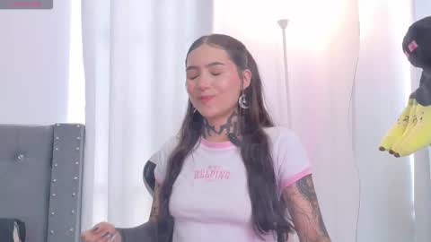 Sara online show from 2, 12, 2025