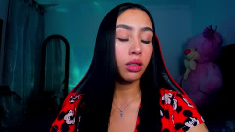 sara_stone03 online show from 28, 1, 2025