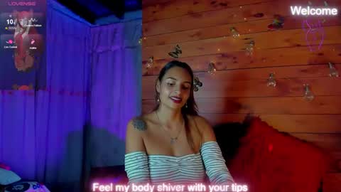 Snapshot of sara_thompson01 chatting on 9, 10, 2025 SARA online show from 9, 10, 2025