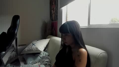 Snapshot of saraadesire chatting on 10, 11, 2025 Sara online show from 10, 11, 2025