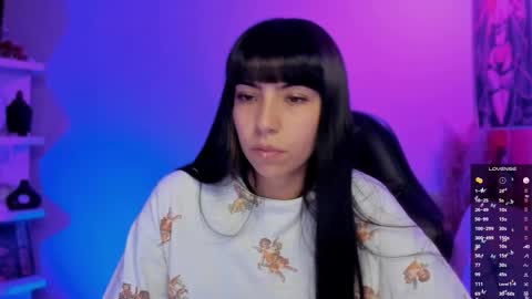 Snapshot of saraadesire chatting on 13, 11, 2025 Sara online show from 13, 11, 2025