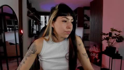 Snapshot of saraadesire chatting on 14, 2, 2026 Sara online show from 14, 2, 2026