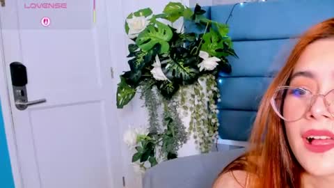 Sara Alvarezx online show from 10, 6, 2026