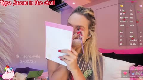 SaraAvila  online show from 2, 2, 2025