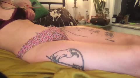 Sarah online show from 28, 9, 2025