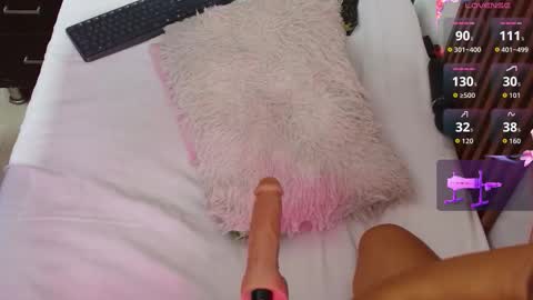 Sarah  online show from 12, 11, 2025