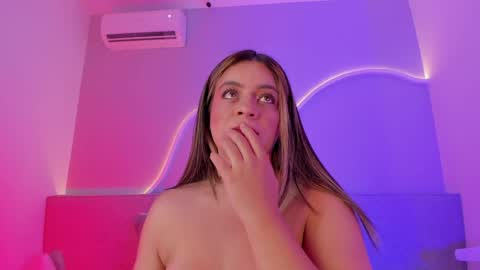 Sarah Bonneth online show from 24, 5, 2026