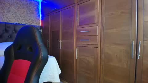 Sarah  online show from 12, 2, 2026