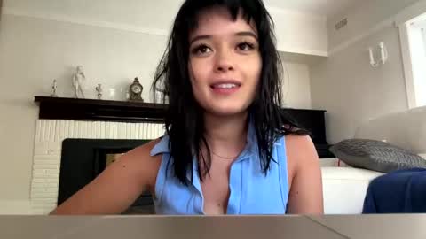 Snapshot of sarah_heart_aus chatting on 5, 2, 2025 Sarah Heart Aus online show from 5, 2, 2025