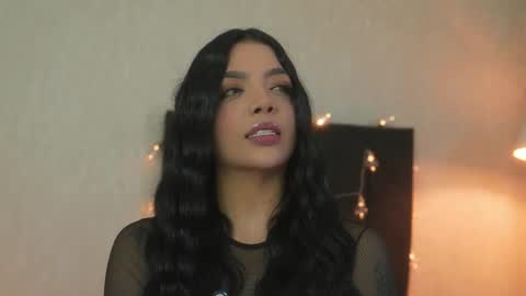       online show from 15, 4, 2026