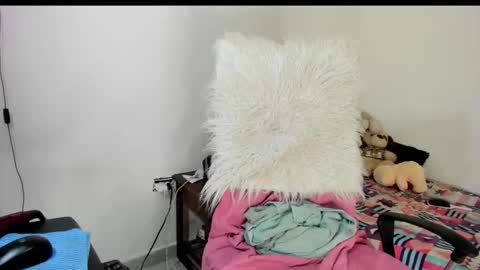 Snapshot of sarah_sweett chatting on 2, 11, 2025 Sarah online show from 2, 11, 2025