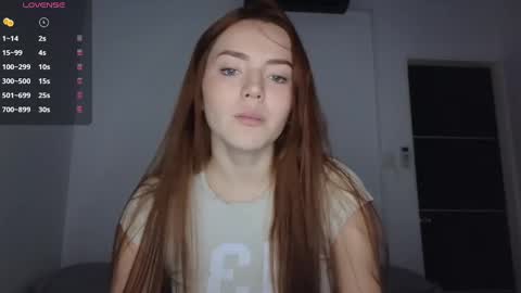 Snapshot of sarah_swtt chatting on 19, 2, 2025 - next broadcast 28 nov 7 pm Col online show from 19, 2, 2025