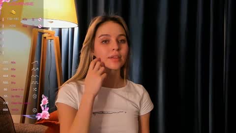 Snapshot of sarahcarrter chatting on 11, 12, 2024 Sarah online show from 11, 12, 2024