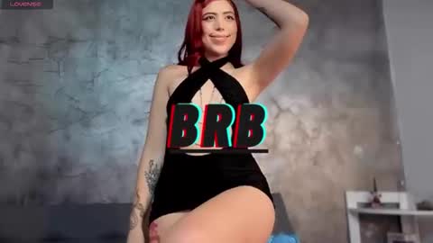 sarahgrant_ online show from 7, 11, 2025