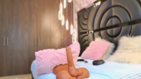 Sarah online show from 17, 2, 2025