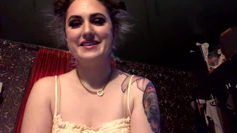 sarahsweetie17 online show from 23, 10, 2025