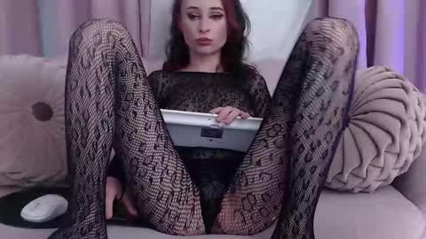 Snapshot of saraiangel chatting on 13, 9, 2025  Sarai  online show from 13, 9, 2025