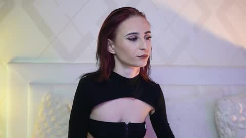 Snapshot of saraiangel chatting on 27, 9, 2025  Sarai  online show from 27, 9, 2025