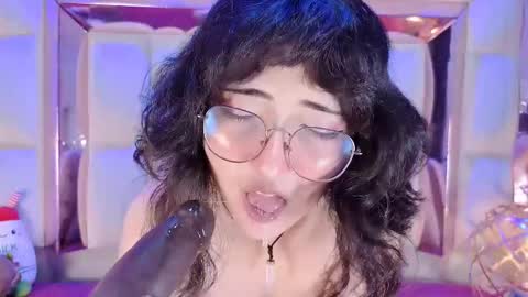 Snapshot of saramartini2 chatting on 2, 2, 2026 sara online show from 2, 2, 2026