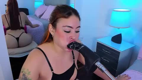 sararendon online show from 26, 2, 2026