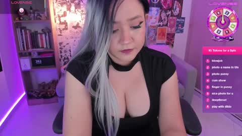 Sara Ruales online show from 3, 3, 2025