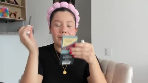 Sara  sarasmithfun by instagram online show from 7, 1, 2025