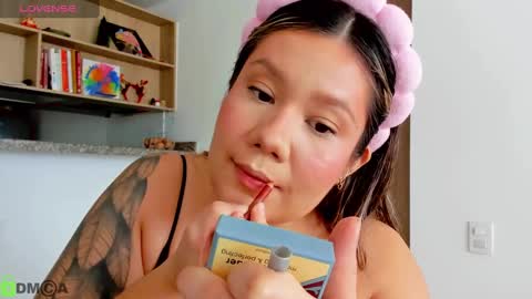 Sara  sarasmithfun by instagram online show from 16, 1, 2025