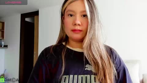 Sara  sarasmithfun by instagram online show from 11, 3, 2025