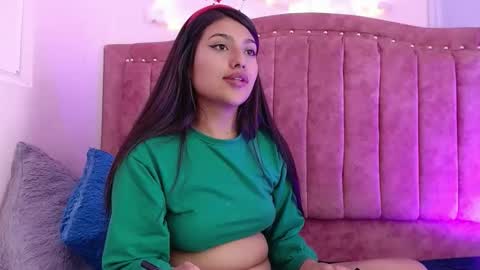 sarastonesx online show from 14, 12, 2024