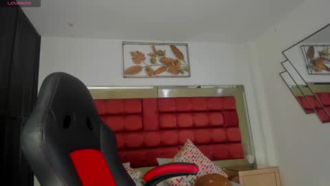 Snapshot of sarawagner_ chatting on 10, 2, 2026 online show from 10, 2, 2026